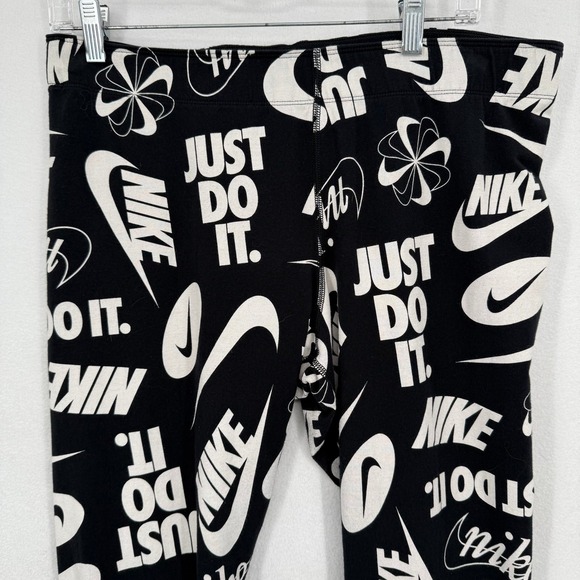 Nike Womens Leggings All Over Print Just Do It Black White XL AR3260 Leg A See - Picture 5 of 10